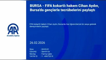 Bursa'da futbol heyecanı: FIFA hakemi öğrencilerle bir araya geldi