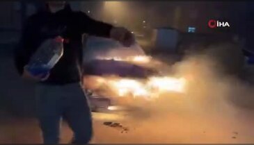 Alev alan araca antifiriz döküp söndürmeye çalıştı! Beklediği gibi olmadı...