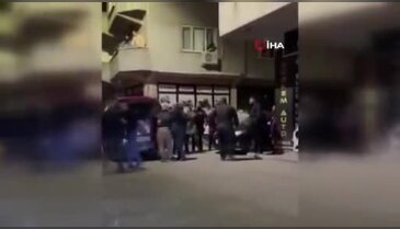 Bursa'da iki aile birbirine girdi! Mahalle sakinleri kavganın arasında kaldı