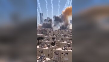 İran'dan çok sert misilleme! Tel Aviv'e bomba yağdı...