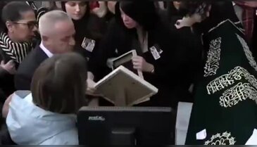 Fatmanur Çelik ile kızının cenazesinde olay! Tabuta dokunamadılar