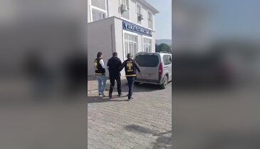 Bursa'da aranan suçlu kıskıvrak yakalandı!
