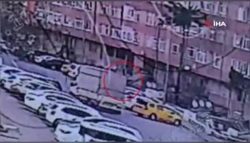Kayseri'de 5. kattan atlayan bir kişi hayatını kaybetti: O anlar kamerada