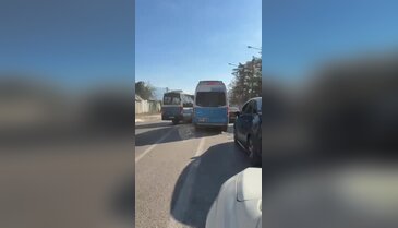 Bursa trafiğinde akılalmaz manzara! İhlal üstüne ihlal yaptılar...