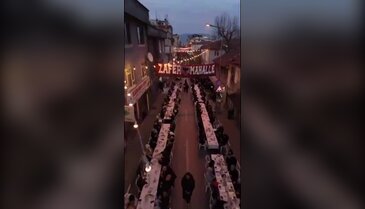 Bursa'da dev iftar! 3000'den fazla vatandaş...