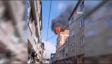 Bursa'da korkutan yangın! Çatı katı alevlere teslim oldu...