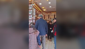 Bursa'da ucuz et kuyruğu