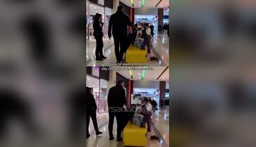 Bursa'da ilginç manzara! AVM'yi evine çevirdi