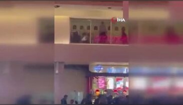 Bursa'da yemek katı değil arena! Sadece izlediler