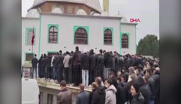 Bursa'daki feci kazada hayatını kaybeden genç son yolculuğuna uğurlandı