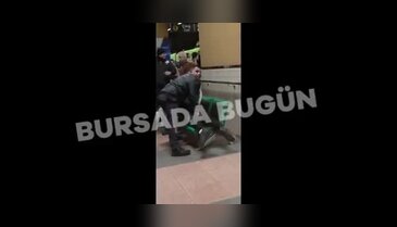 Bursa'da metro istasyonunda bıçaklı saldırı!