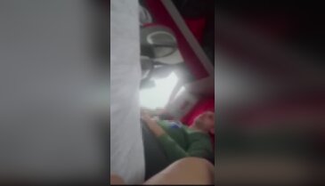Yolcu otobüsünde mide bulandıran görüntü
