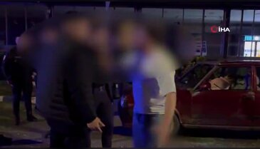 Bursa'da sinir krizi geçiren adam aracını parçaladı! O anlar kamerada