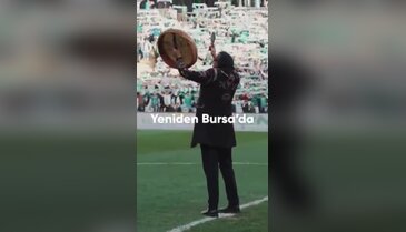 Ünlü sanatçı Bursaspor için bir kez daha geliyor! Coşku tavan yapacak