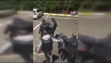 Nevruz etkinliğinde terör örgütü pankartı açan şahıslara operasyon: 6 gözaltı