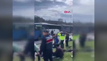 1- 4 cezaevi sevk aracı kaza yaptı: Çok sayıda jandarma yaralandı!