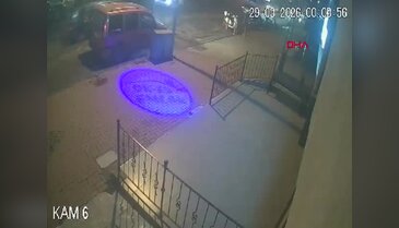 Annesinin motosikletini izinsiz alıp, gezmek isteyen çocuğun kazası kamerada