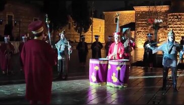 Bursa'nın 700 yıllık destanı ışık gösterisiyle anlatıldı