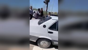 Bursa'da kırmızı ışıkta kaza!