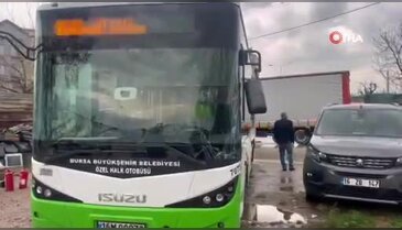 Bursa'da kural ihlali kaza getirdi! Araziye savruldu...
