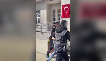 Bursa'da her yerde aranan suç makinesi yakalandı! Üzerinden çıkanlar şaşkınlık yarattı