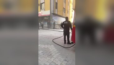 Gemlik Meydanı'nda korkutan yangın!