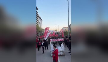 Bursa'da Mustafa Bozbey'e destek yürüyüşü!