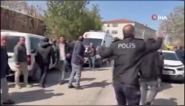 Lisede korku dolu anlar! Rehin alınan öğrenciler var...
