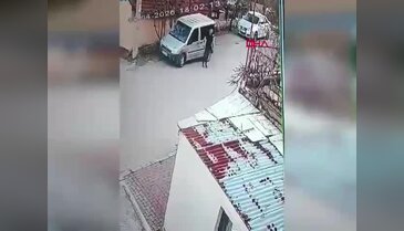 Tartıştığı eşini çocuklarının gözü önünde arabayla ezdi!
