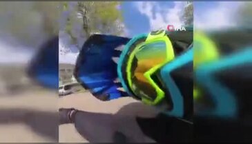 Bursa'da korkutan anlar! Kask kamerası kural ihlalini saniye saniye kaydetti...
