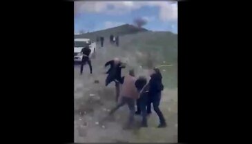 Meydan muharebesi gibi kavga! Onlarca yaralı 3 tutuklama