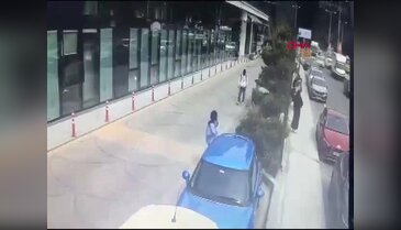 Sevgilisiyle barışmak için bıçaklı kişilerce gasbettirdi! O anlar kamerada