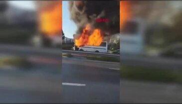İstanbul'da sıcak dakikalar: Seyir halinde alevlere teslim oldu