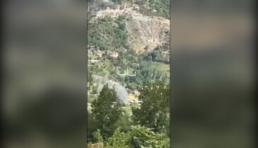 Sınır komşusu iki ülke bir kez daha savaşın eşiğinde! Top atışları başladı...