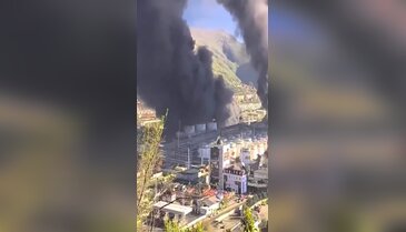 Ukrayna'nın vurduğu petrol rafinerisindeki yangın kontrol altına alınamadı!