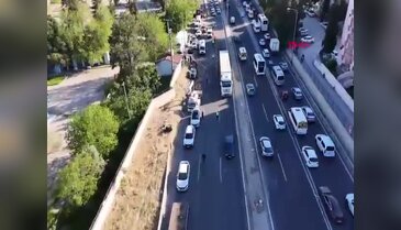 Freni patlayan tır karşı şeride daldı! Ölü ve yaralılar var...