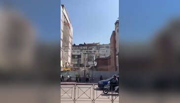 Bursa'nın 1968'den kalan oteli tarihe karıştı! Simge yapı yıkıldı...