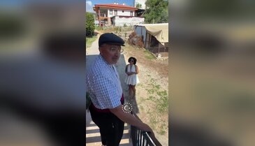 Yolunu kaybeden turistle eşini kıskandırdı, ortalık fena karıştı!
