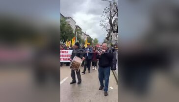 Bursa'da 1 Mayıs! Binlerce kişi omuz omuza yürüyor...