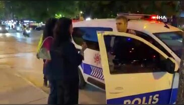 Bursa'da dürüstlük kazandı! ATM'de unutulan parayı saniyesinde polise teslim etti