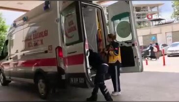 Kereste doğrama imalatesinde elini makinaya kaptıran işçi bileğinden yaralandı