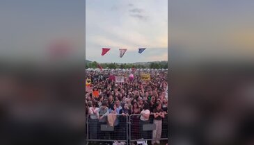 Bursa'da binlerce kişi Oğuzhan Koç konseri için toplandı!