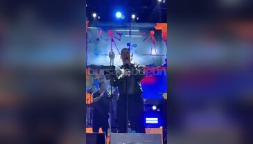 Bursa'da 19 Mayıs'ta Oğuzhan Koç rüzgarı! Hem coştu hem coşturdu...