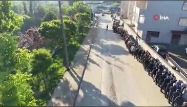 Bursa'da yarım asırdır aynı gelenek! Kuyruğun sonu gözükmüyor...