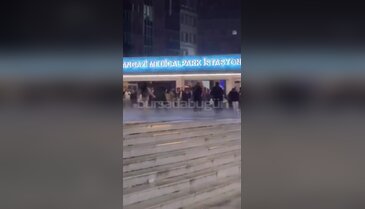 Sağanak Bursa'yı vurdu! Vatandaşlar metro istasyonuna sığındı...