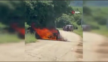 Bursa'da otomobil küle döndü! Sürücü son anda kurtuldu