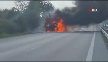 Moldova'dan Bursa'ya geliyordu! Nişasta yüklü tır çıkan yangında kül oldu...