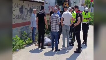Bursa'da fenalaşan yaşlı adam bisikletten düştü! Müdahaleler yeterli olmadı...