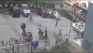 Adana'da 12. kattan düştü, hayatta kaldı! O anlar kamerada...
