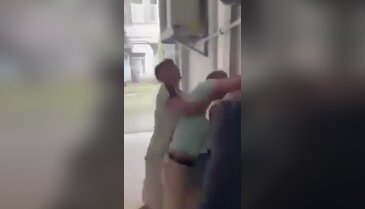 Türk restoran sahibi yaşlı kadını öldüresiye dövdü, ülke ayaklandı!